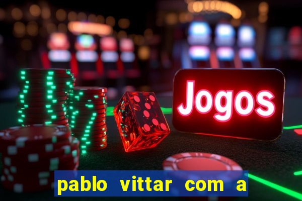 pablo vittar com a camisa do fluminense