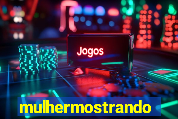 mulhermostrandoopeito